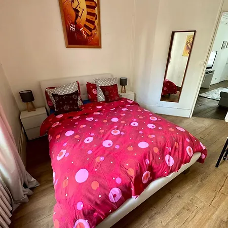 - 50m2 - Tour Eiffel Apartment *