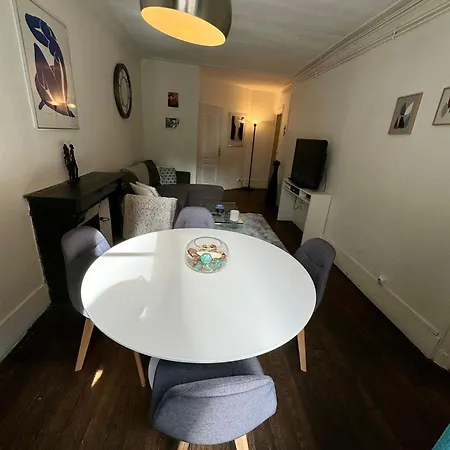Apartment - 50m2 - Tour Eiffel Paris
