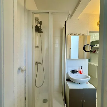 - 50m2 - Tour Eiffel Apartment Paris