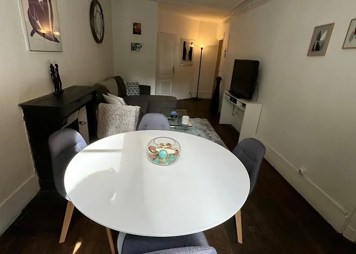 Apartment - 50m2 - Tour Eiffel Paris